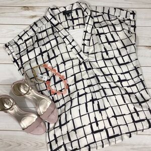 Adorable The Limited Top - Sz L
